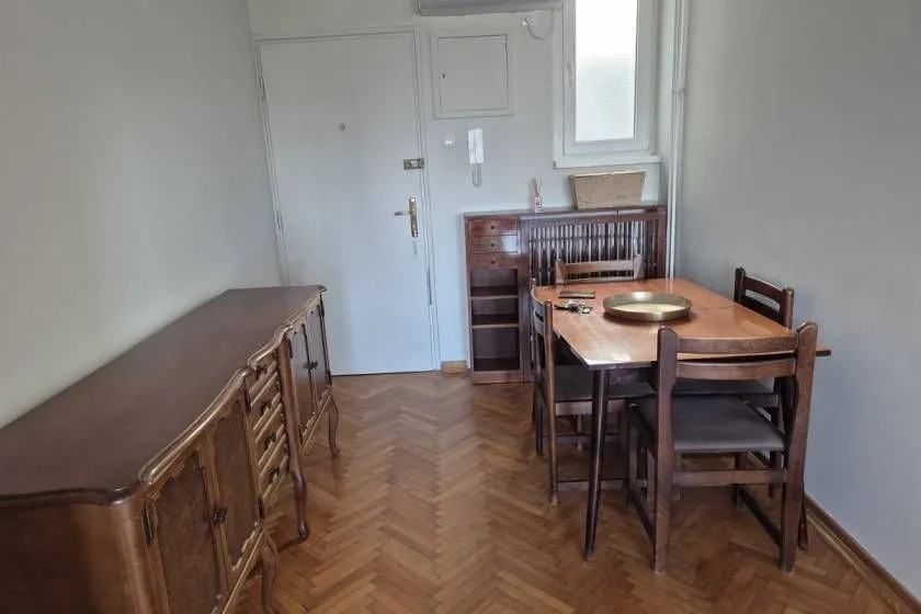 Rent, three bedroom apartment, 67m², Novi Beograd Blok 1 Fontana, Novi Beograd Sve Podlokacije