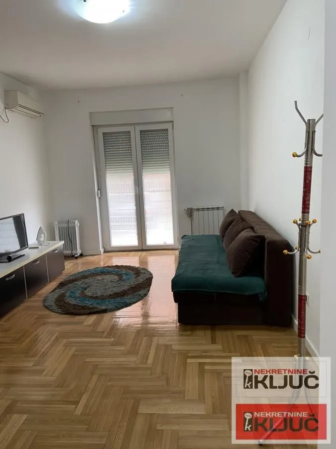 Rent, studio apartment, 27m², Centar, Novi Sad