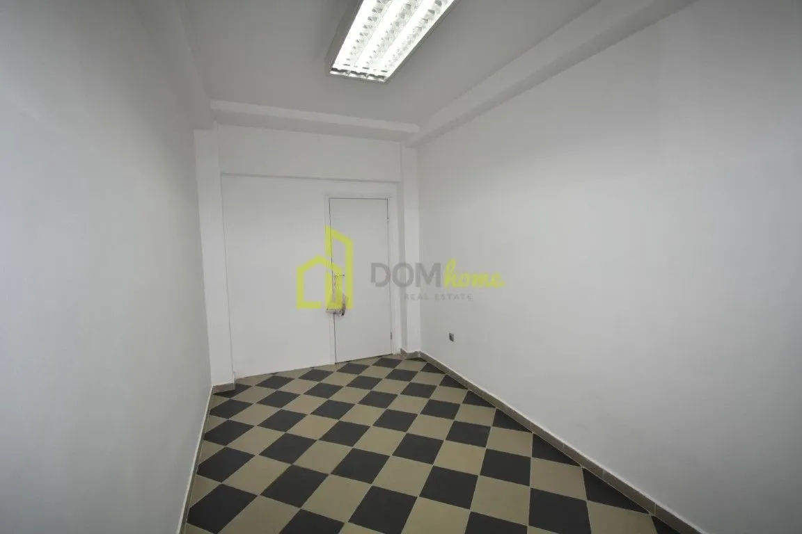 Rent, office space, 32m², Pobrežje, Podgorica