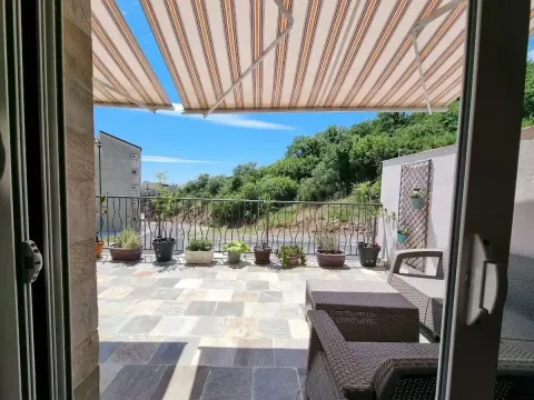 Rent, one bedroom apartment, 63m², Pržno, Budva - image 2