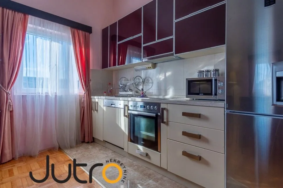Rent, apartment, 80m², Dalmatinska ulica, Podgorica