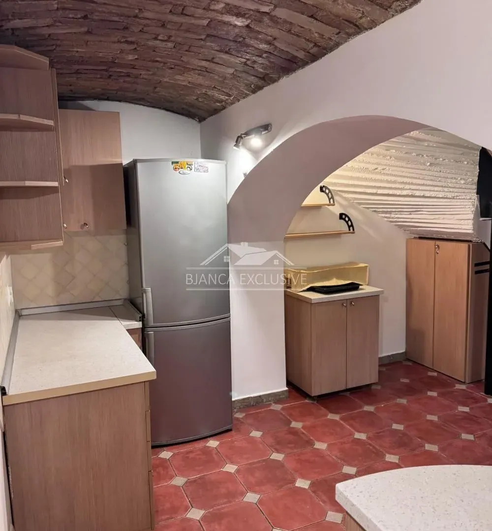 Prodaja, stan, 166m², Vračar Sve Podlokacije, Beograd