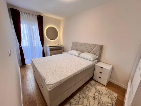 Rent, one bedroom apartment, 42m², Central Point, Podgorica - image 6