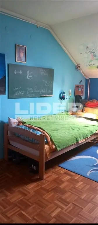 Prodaja, trosoban stan, 88m², Novi Beograd Blok 72, Novi Beograd Sve Podlokacije