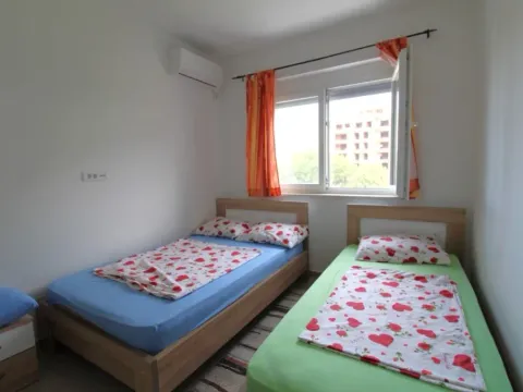 Izdavanje, jednosoban stan, 59m², Šušanj, Bar - image 4