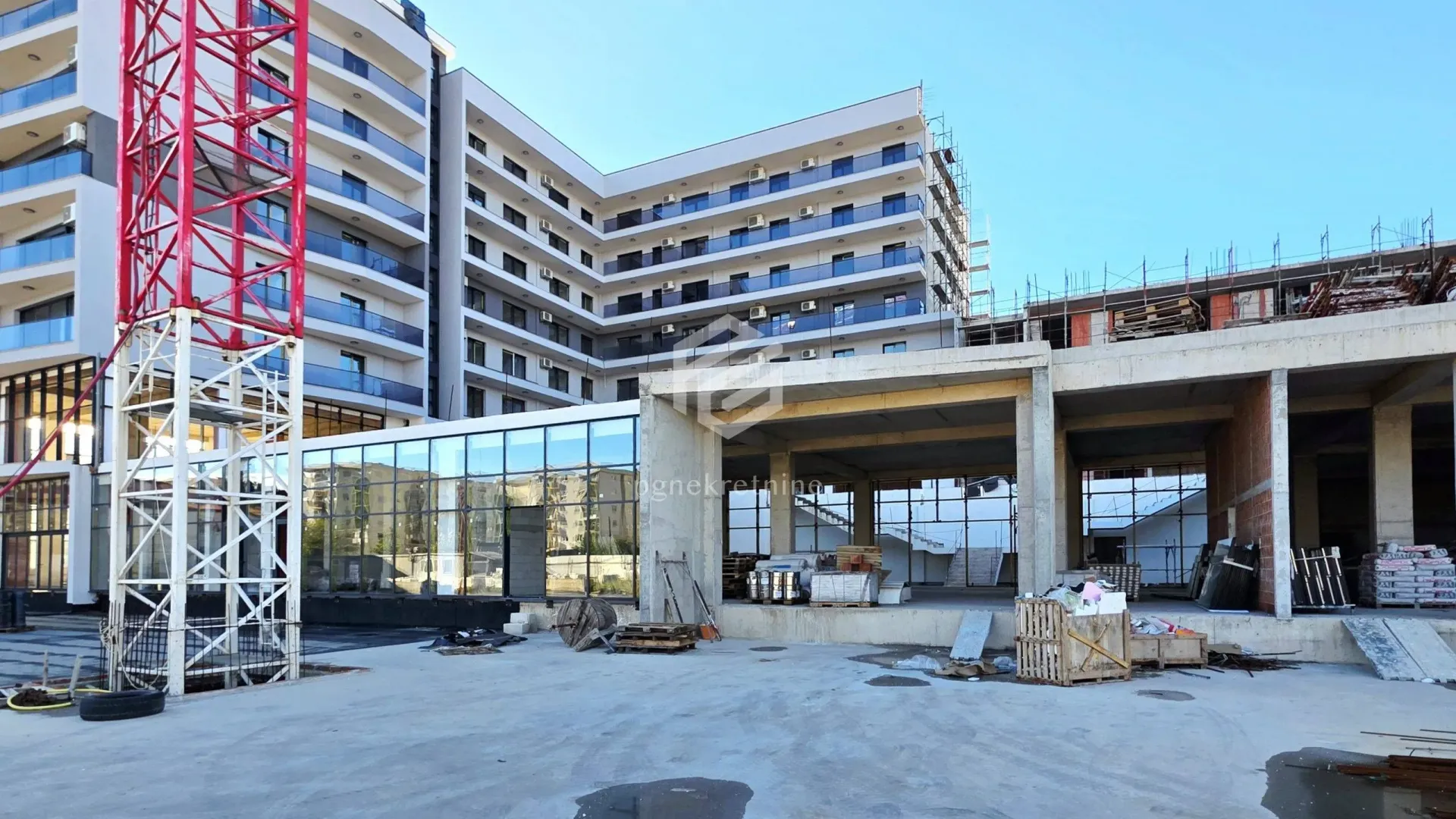 Prodaja, poslovni prostor, 81m², Pobrežje, Podgorica