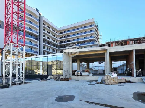 Sale, office space, 81m², Pobrežje, Podgorica - image 16