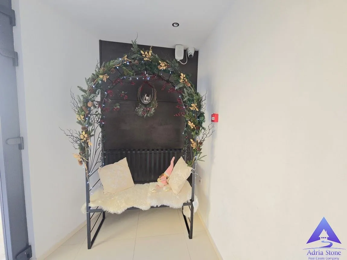 Sale, two bedroom apartment, 83m², Bečići, Budva