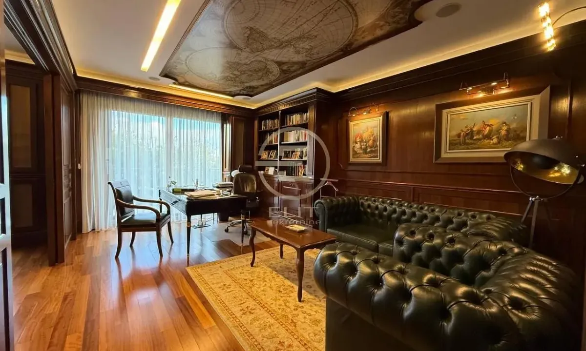 Prodaja, četvorosoban stan, 212m², Liman 3, Novi Sad Sve Podlokacije