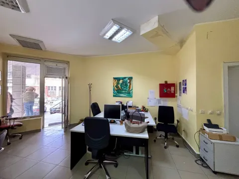Rent, office space, 29m², Retenzija, Beograd - image 4