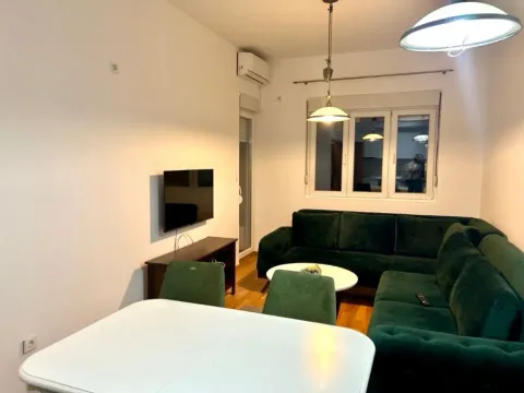 Izdavanje, dvosoban stan, 60m², Ljubović, Podgorica - image 7