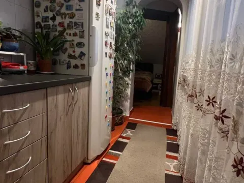 Izdavanje, dvosoban stan, 53m², Pod Goricom, Podgorica - image 4