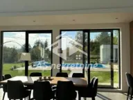 Izdavanje, kuća, 230m², Vrčin, Grocka - image 7