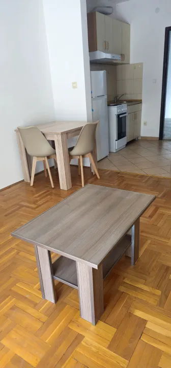 Rent, studio apartment, 28m², Stari Aerodrom, Podgorica