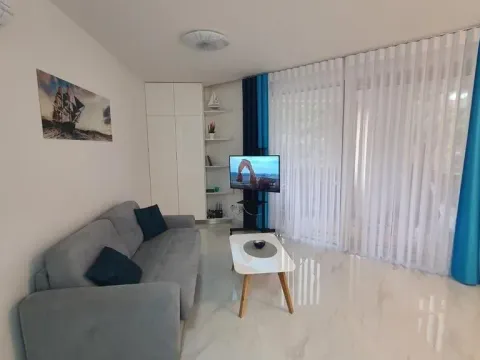 Sale, apartment, 44m², Rafailovići, Budva - image 2