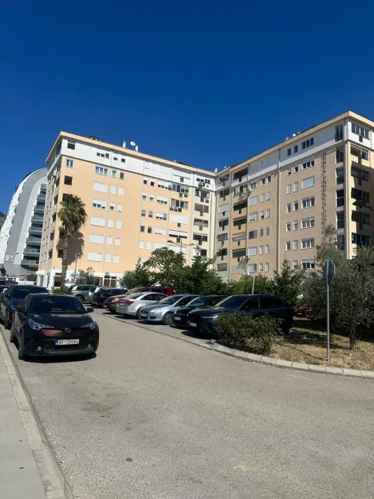 Prodaja, garsonjera, 39m², Centar, Bar
