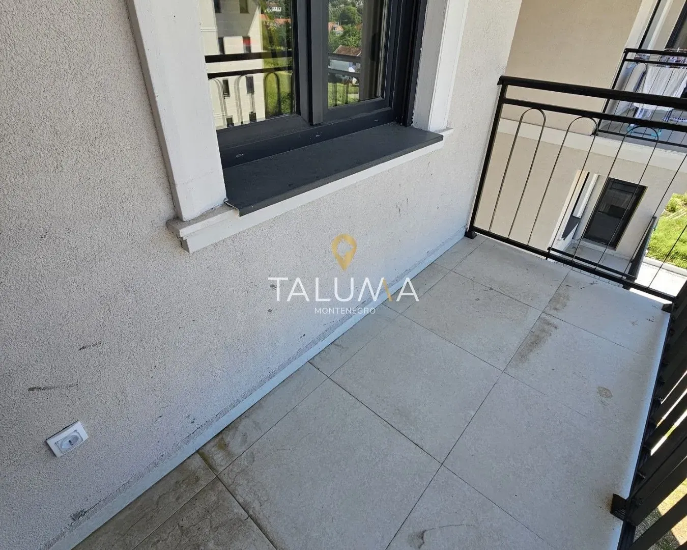 Prodaja, jednosoban stan, 45m², Tološi, Podgorica