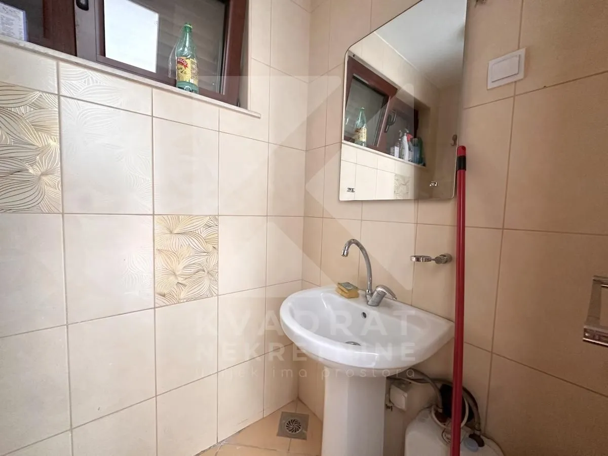Rent, office space, 70m², Stari Aerodrom, Podgorica