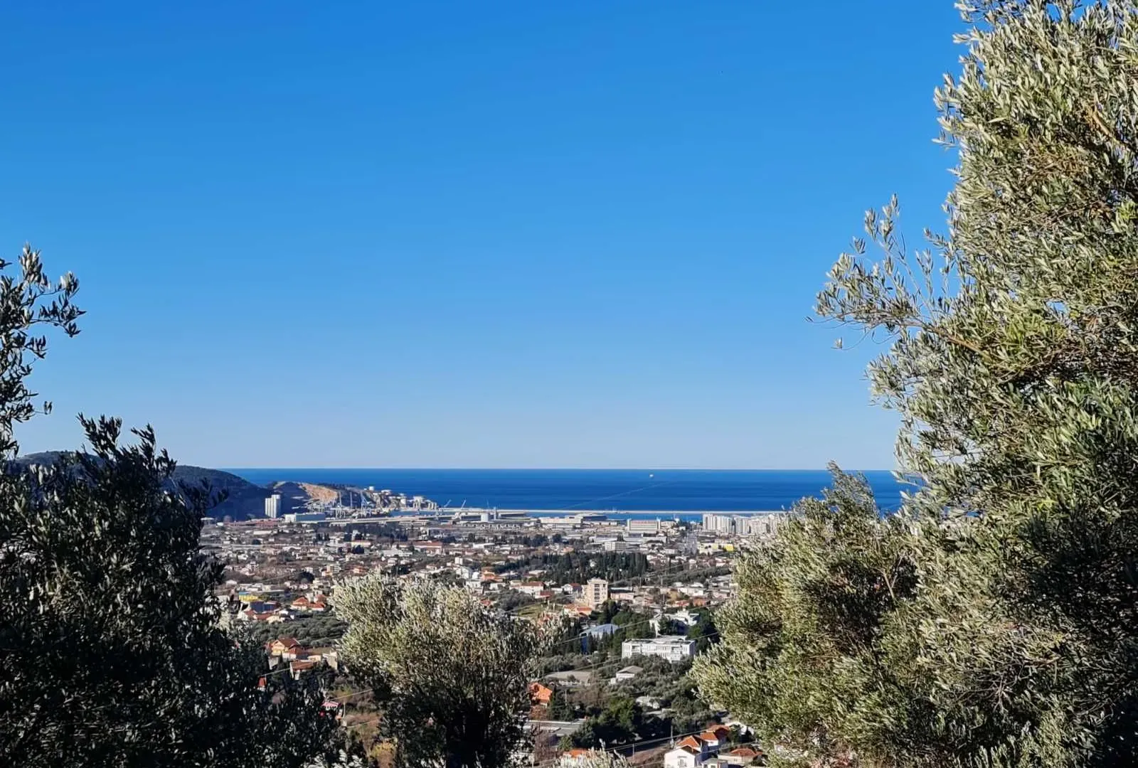 Prodaja, plac, 10000m², Stari Bar, Bar