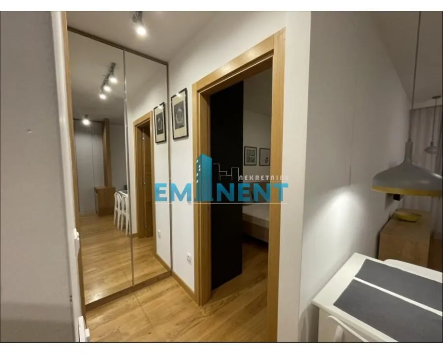 Rent, apartment, 39m², Crveni Krst, Beograd