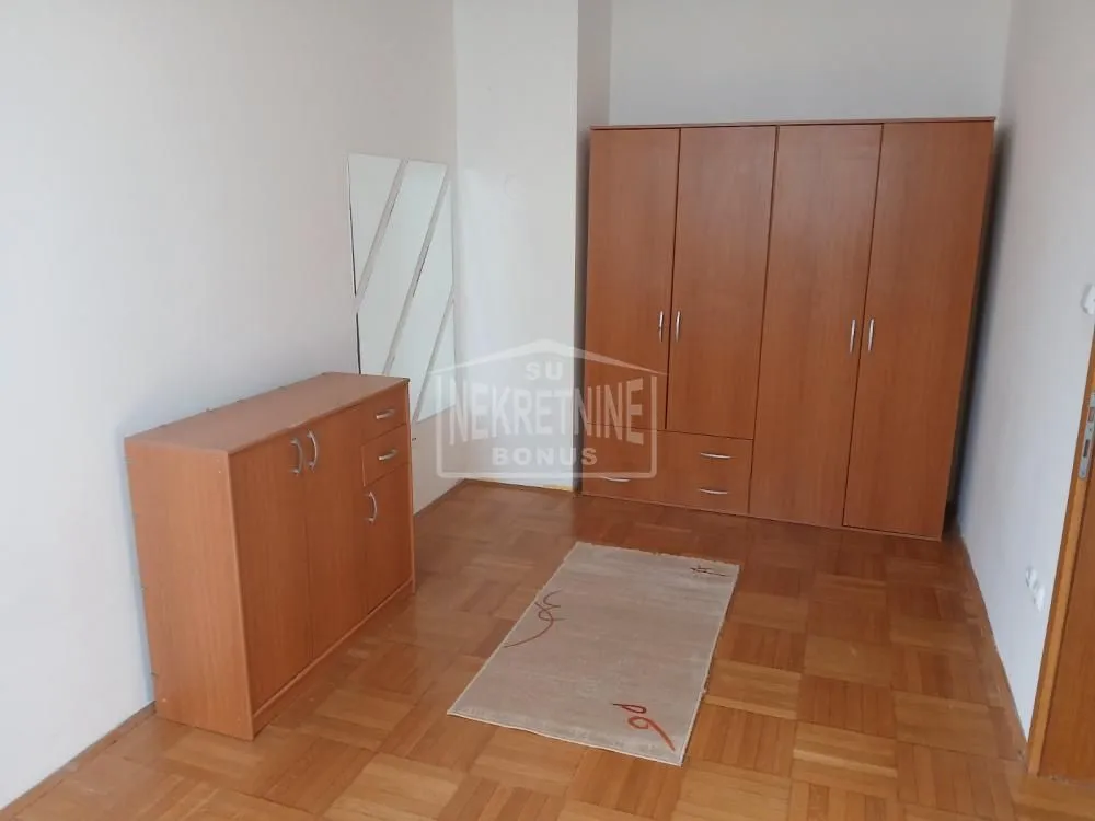 Sale, three bedroom apartment, 98m², Centar, Subotica