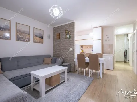 Prodaja, dvosoban stan, 48m², Dobrota, Kotor - image 1