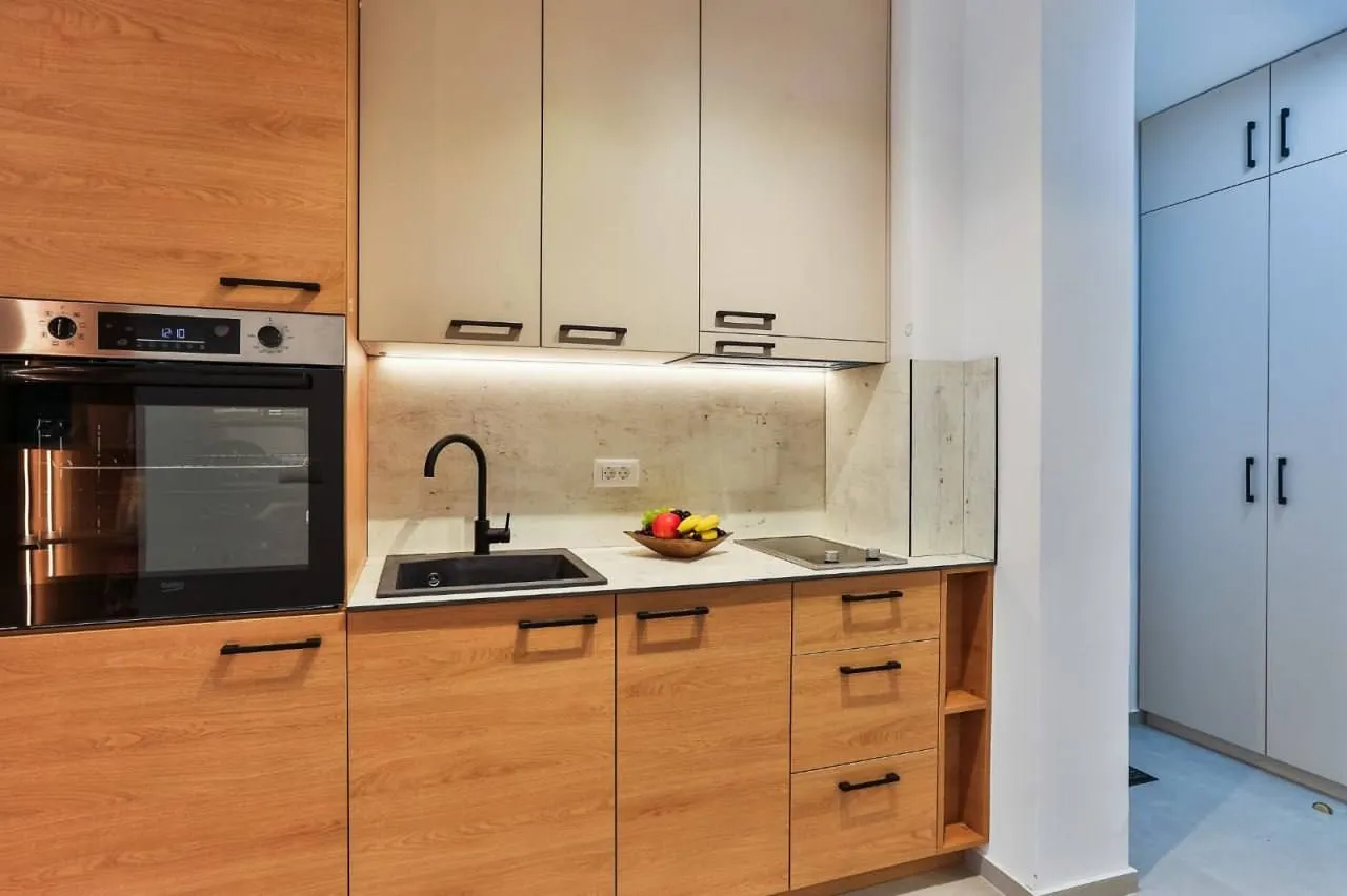 Izdavanje, jednosoban stan, 47m², Rozino, Budva