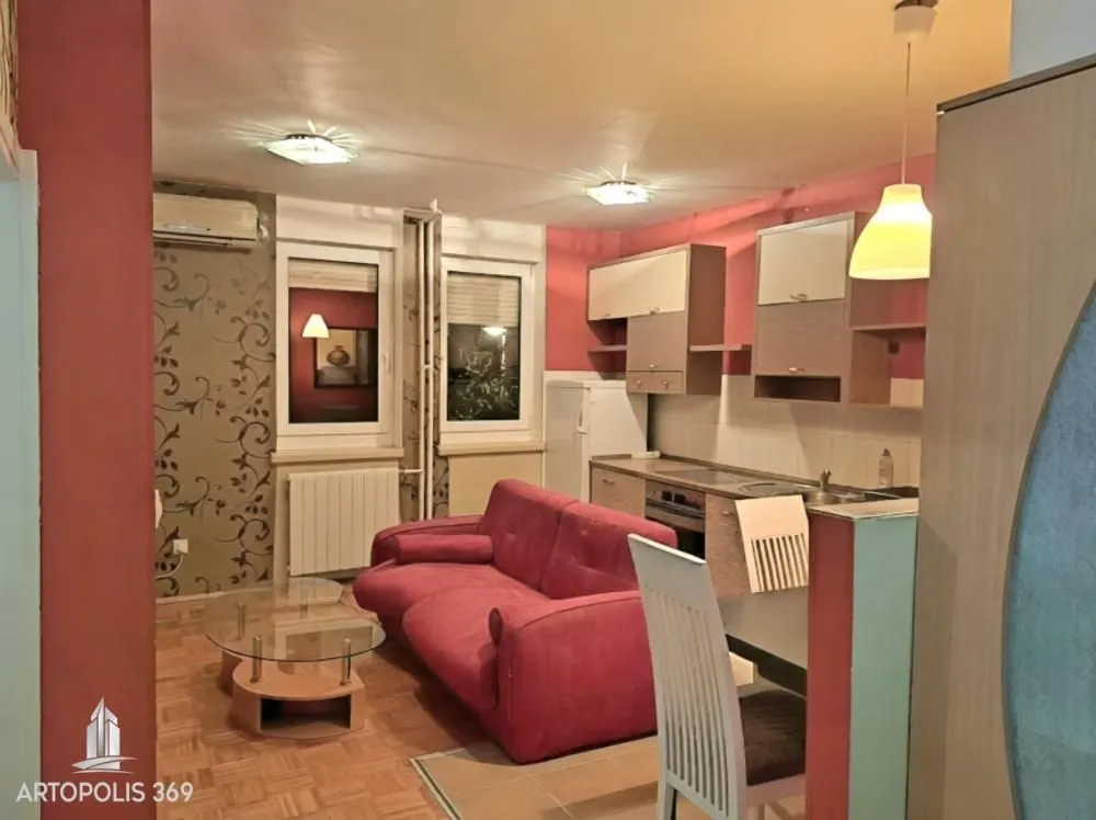 Prodaja, dvosoban stan, 49m², Novi Beograd Blok 61, Novi Beograd Sve Podlokacije