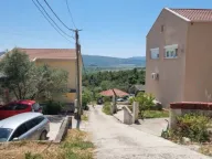 Izdavanje, dvosoban stan, 80m², Kavač, Kotor - image 2