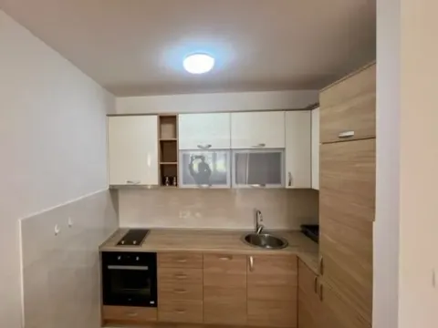 Izdavanje, jednosoban stan, 49m², Central Point, Podgorica - image 5