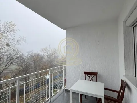 Izdavanje, trosoban stan, 120m², Savski Venac, Beograd - image 19