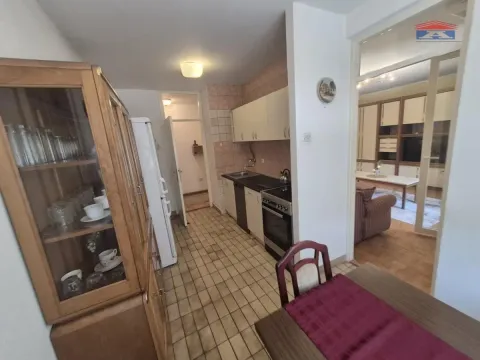Izdavanje, jednosoban stan, 47m², Bulevar Oslobodjenja, Novi Sad Sve Podlokacije - image 3