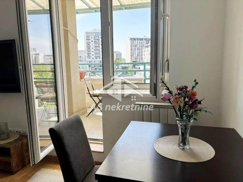 Rent, two bedroom apartment, 52m², Voždovac Sve Podlokacije, Beograd