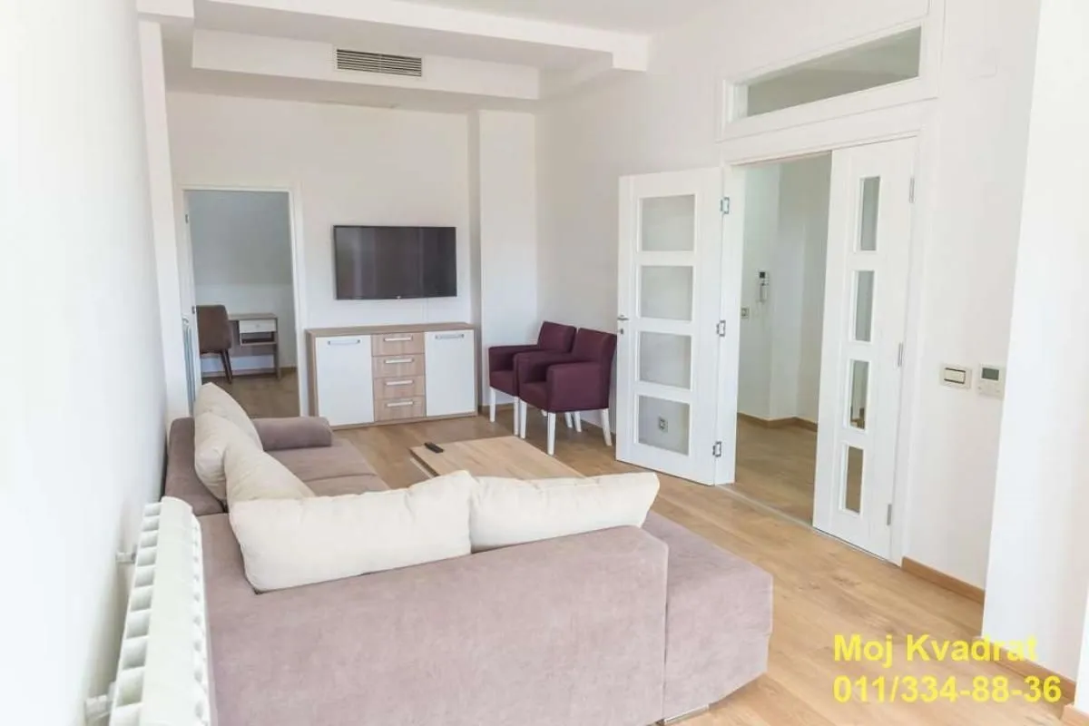 Izdavanje, kuća, 1400m², Savski Venac, Beograd