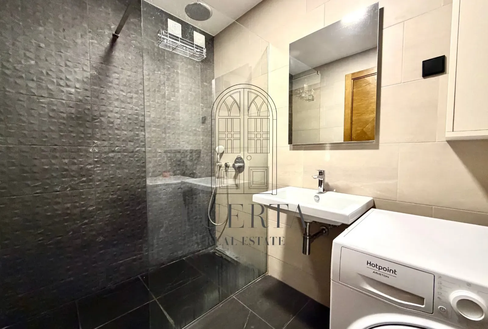 Izdavanje, jednosoban stan, 49m², Ljubović, Podgorica