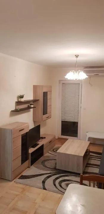 Izdavanje, jednosoban stan, 40m², Budva, Crna Gora