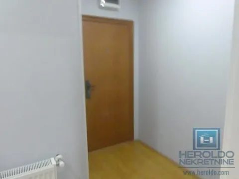 Izdavanje, dvosoban stan, 61m², Centar, Jagodina - image 17