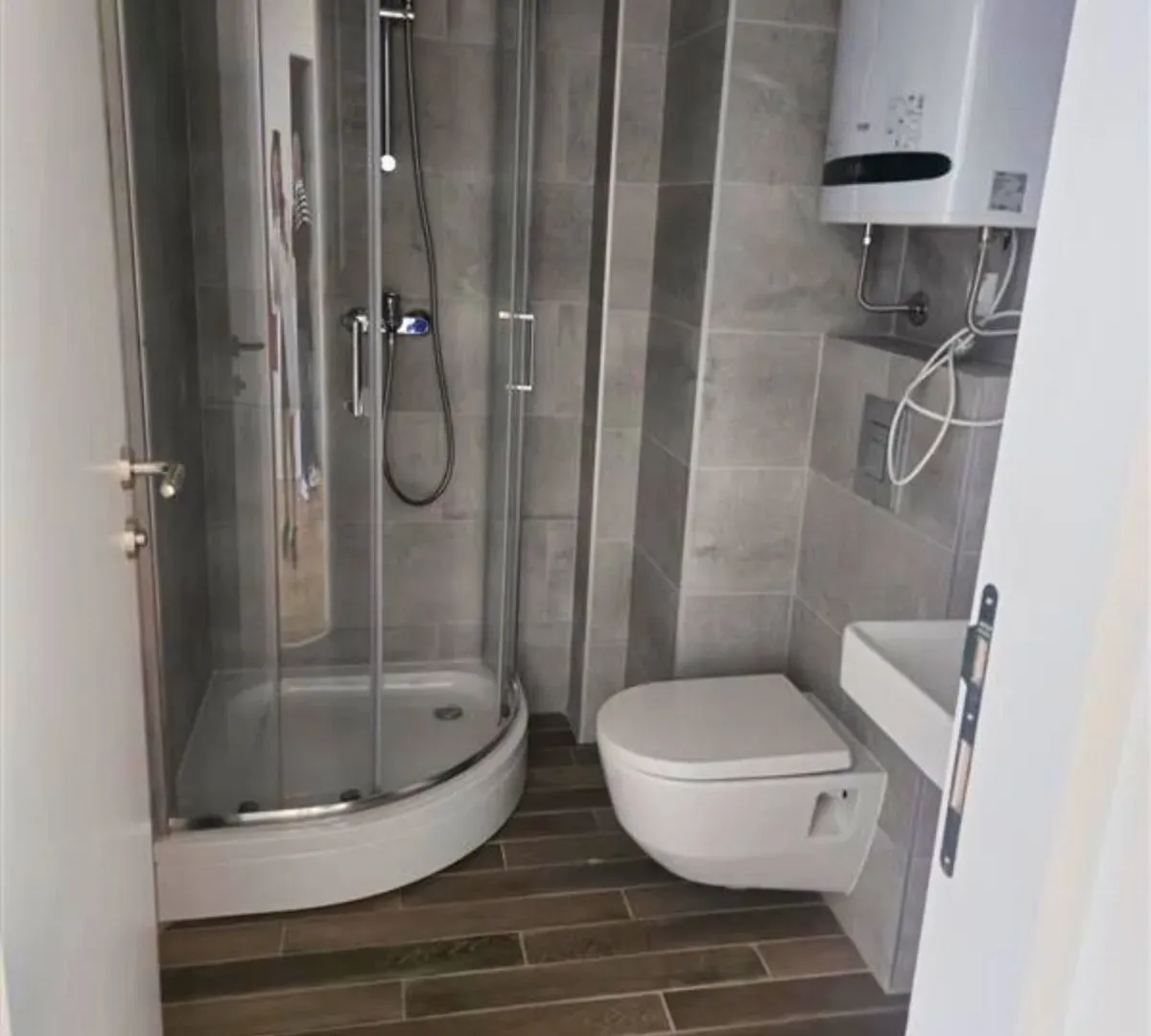 Prodaja, četvorosoban stan, 86m², Vukov Spomenik, Zvezdara Sve Podlokacije