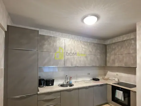 Izdavanje, dvosoban stan, 76m², Centar, Podgorica - image 4