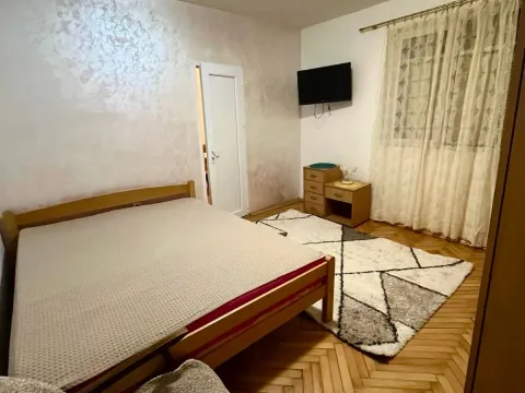 Rent, one bedroom apartment, 50m², Šušanj, Bar - image 5