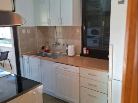 Rent, three bedroom apartment, 84m², Seljanovo, Tivat - image 10