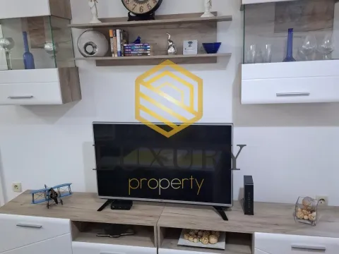 Rent, studio apartment, 30m², Stara Varoš, Podgorica - image 6