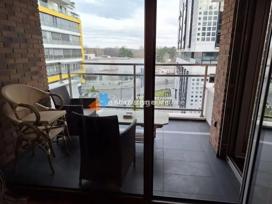 Izdavanje, dvosoban stan, 60m², Novi Beograd Sve Podlokacije, Beograd