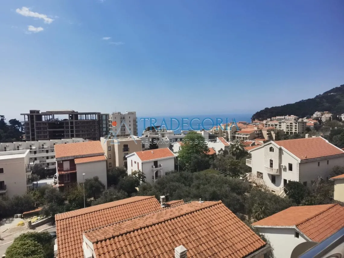 Prodaja, trosoban stan, 90m², Petrovac, Budva