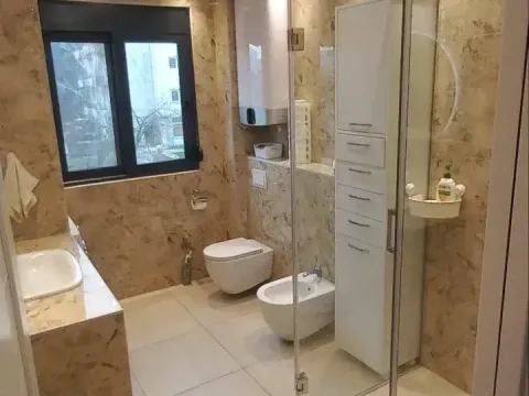 Rent, house, 180m², Gornja Gorica, Podgorica - image 8