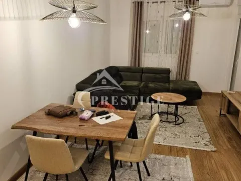 Izdavanje, jednosoban stan, 45m², City Kvart, Podgorica - image 2