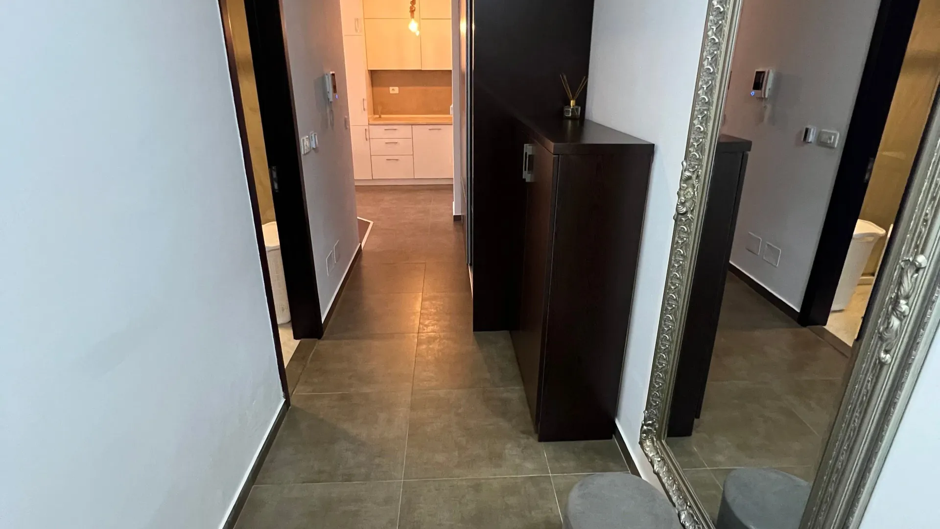 Rent, one bedroom apartment, 60m², Centar, Bar