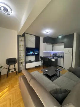 Rent, one bedroom apartment, 45m², Popovići, Bar - image 2