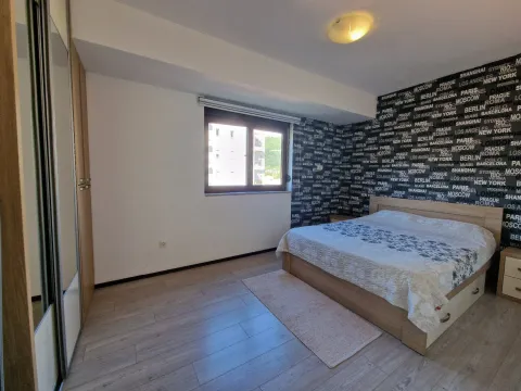 Izdavanje, jednosoban stan, 48m², Budva, Crna Gora - image 17