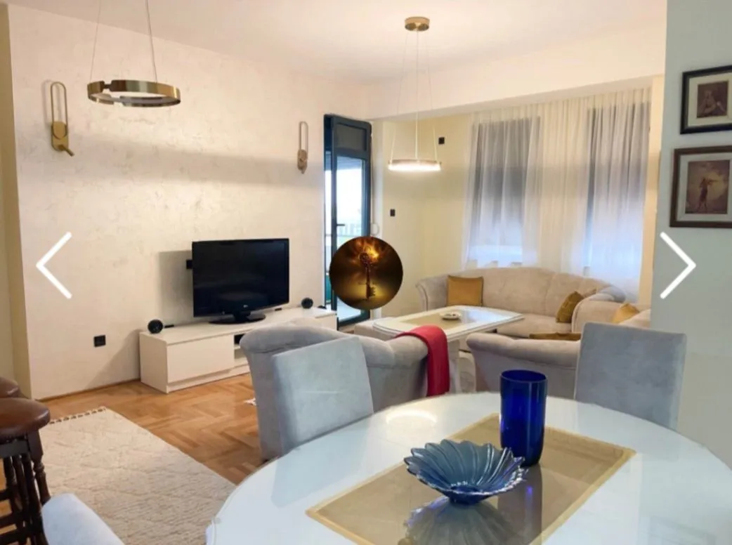 Izdavanje, dvosoban stan, 76m², Centar, Podgorica